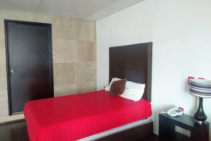 Room 3 of 22