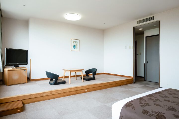 Room 16 of 92