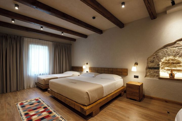 Room 35 of 124
