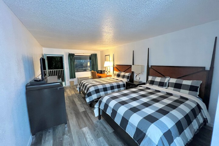 Room 7 of 19