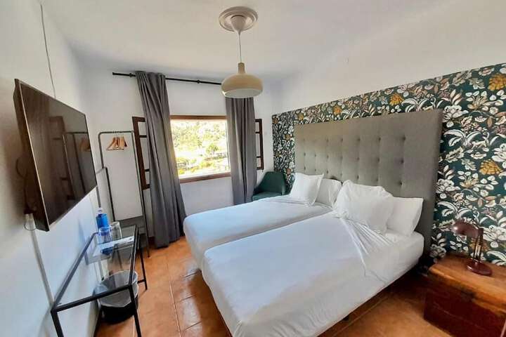 Room 7 of 41