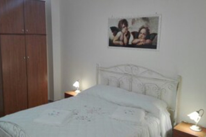 Room 71 of 92
