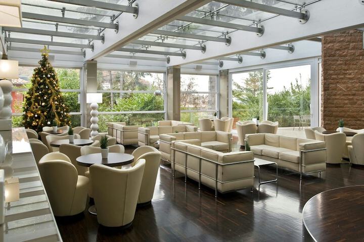 Hotel Lobby