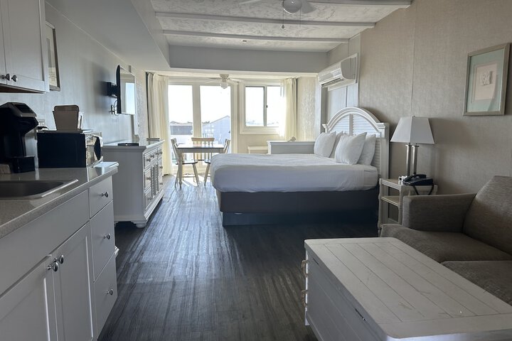 Room 14 of 51