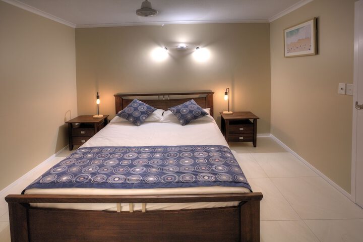 Room 3 of 37