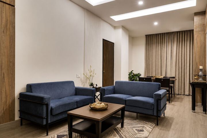 Room 46 of 75