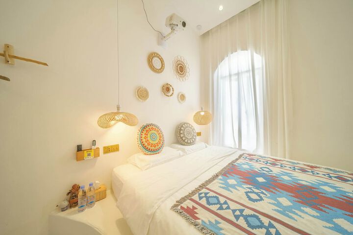 Room 49 of 171