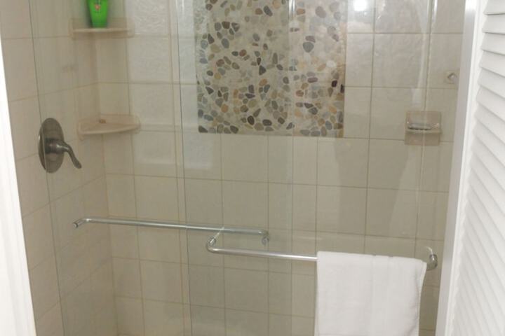Room 12 of 56