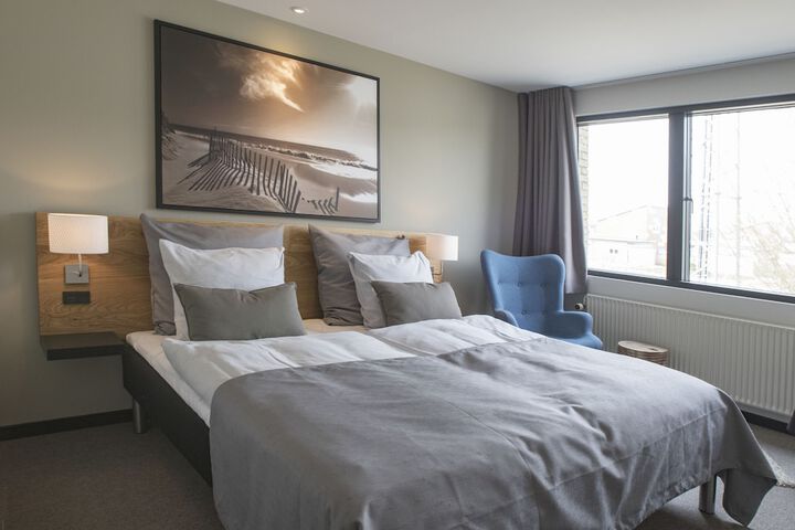 Image of Hotel 6400