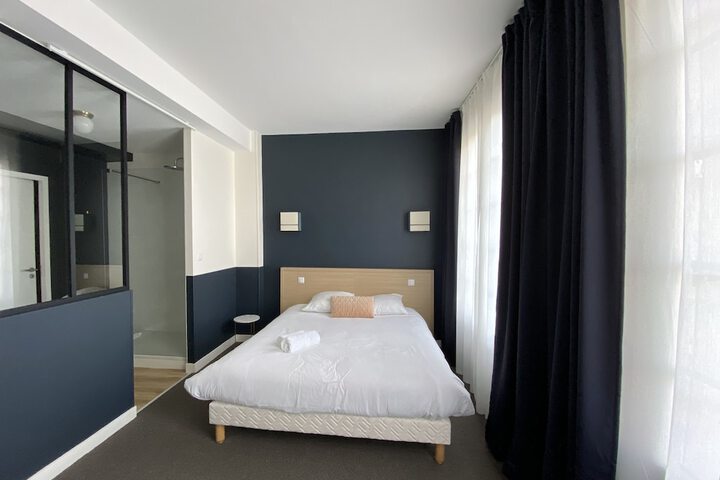 Room 9 of 60