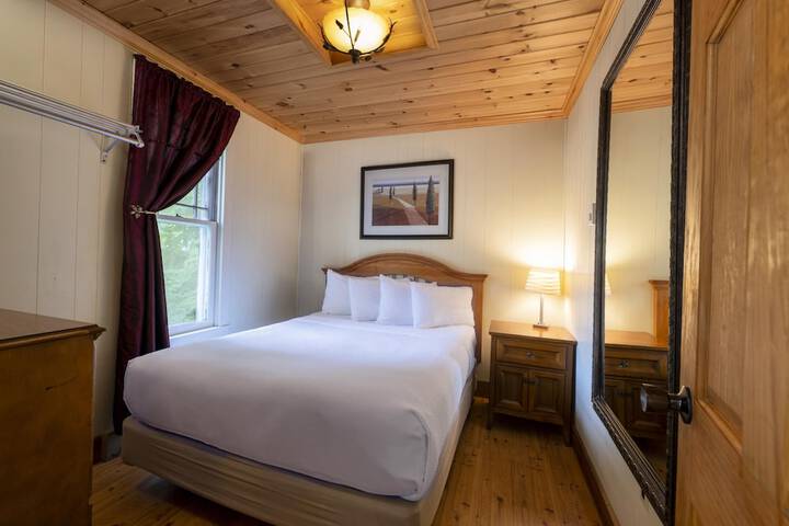 Room 48 of 225
