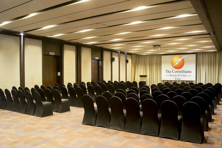 Ballroom/Hall 99 of 136