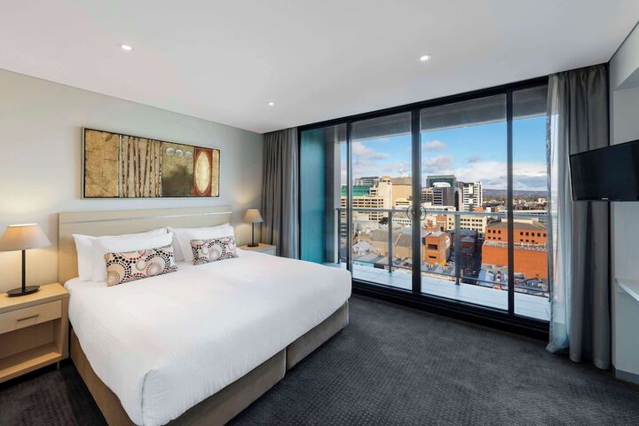 Room 14 of 60