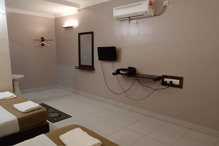 Room 6 of 41