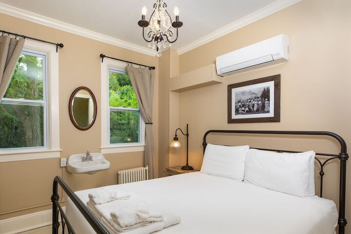 Room 14 of 39
