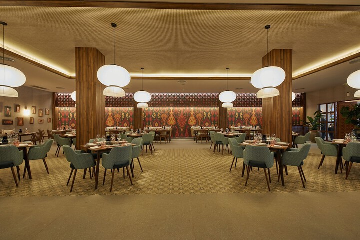 Dining 103 of 152