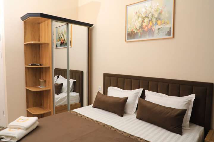 Room 3 of 50