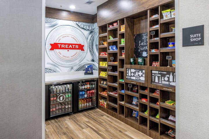 Snack bar