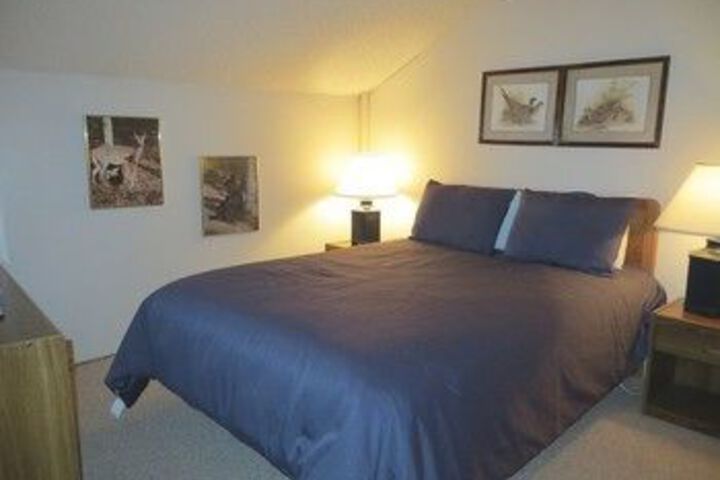 Room 12 of 27