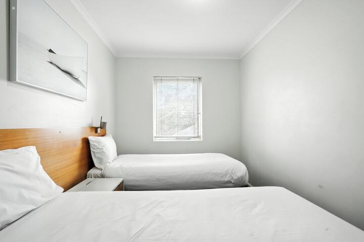 Room 10 of 72