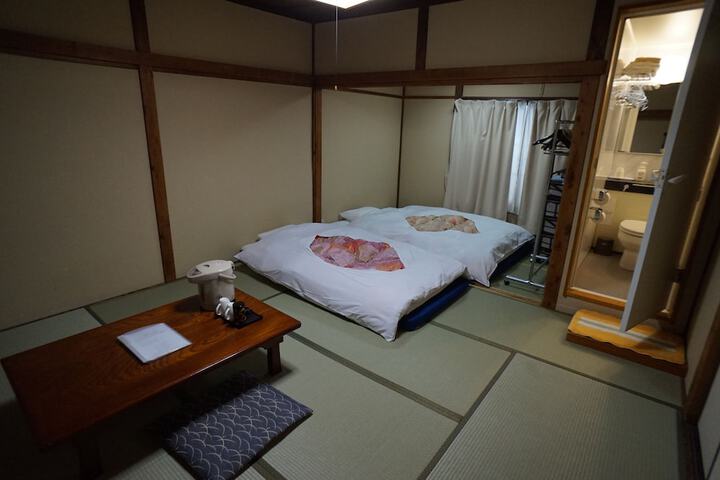 Room 12 of 29