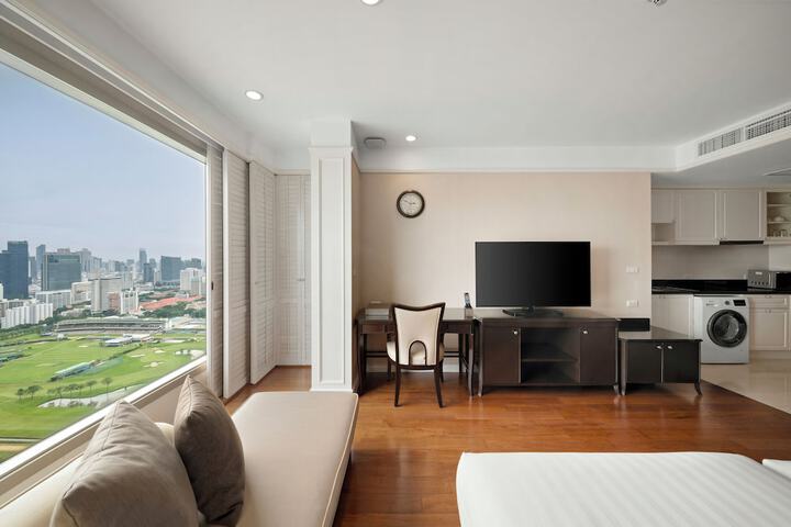 Room 19 of 88