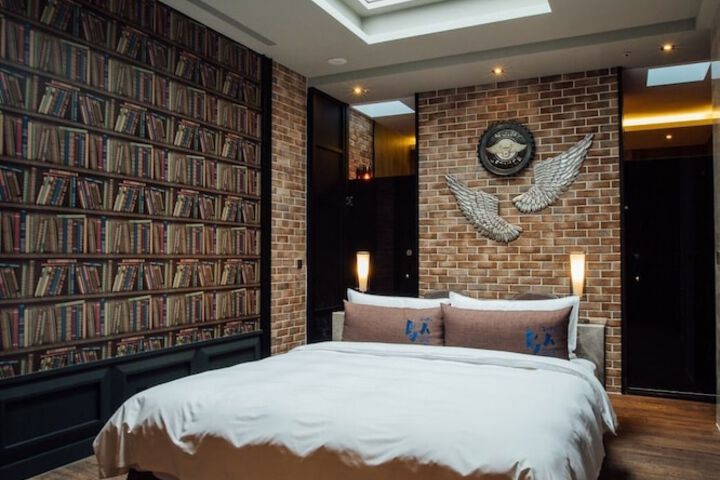 Room 21 of 67