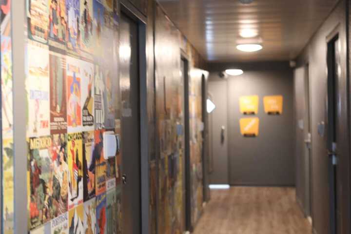 Room 18 of 48