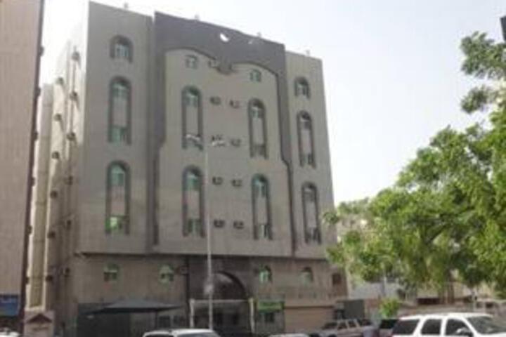 Al Ghazawi Hotel Apartment