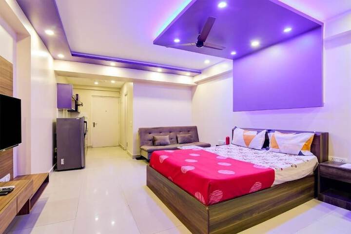 Room 5 of 44