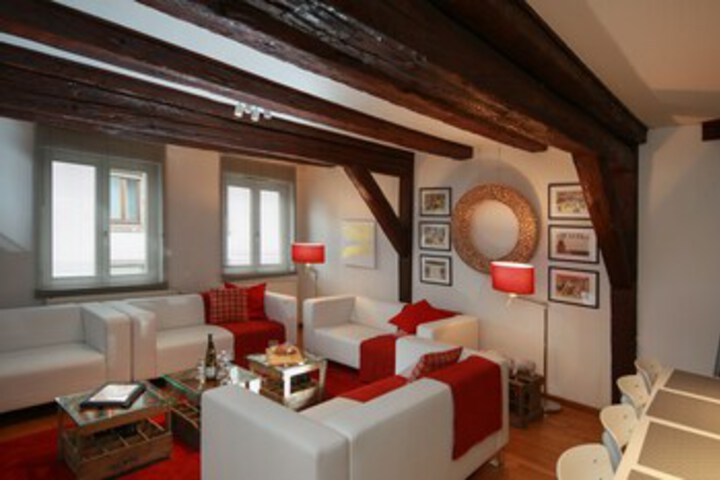Room 6 of 38