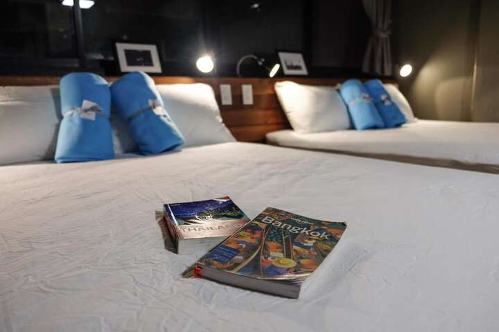 Room 21 of 62