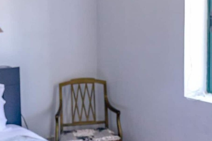 Room 8 of 45