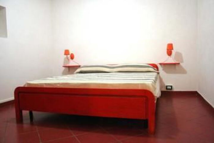 Room 10 of 29