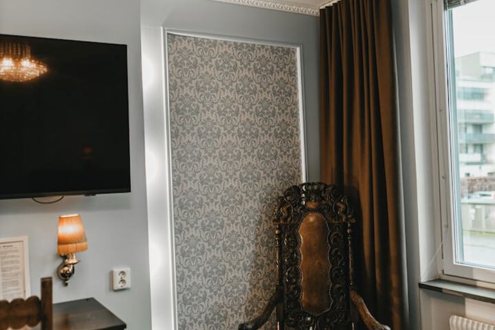 Room 23 of 72