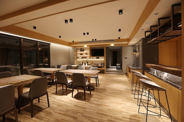 X-Times Lakeside Hotel in Zhongshan