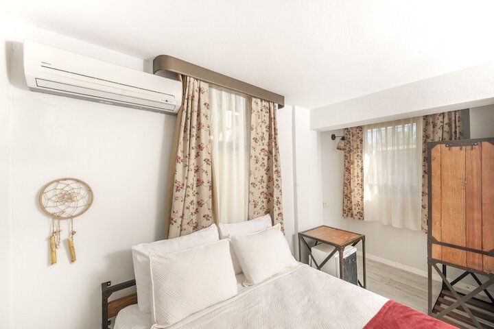 Room 12 of 59