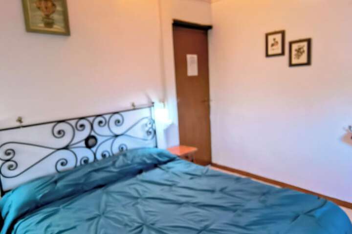 Room 25 of 52