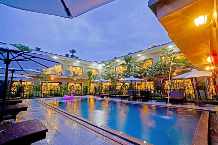 Pool 9 of 9