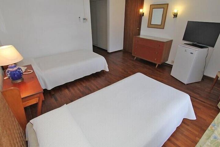 Room 55 of 166
