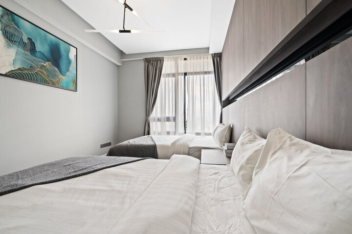 Room 63 of 216