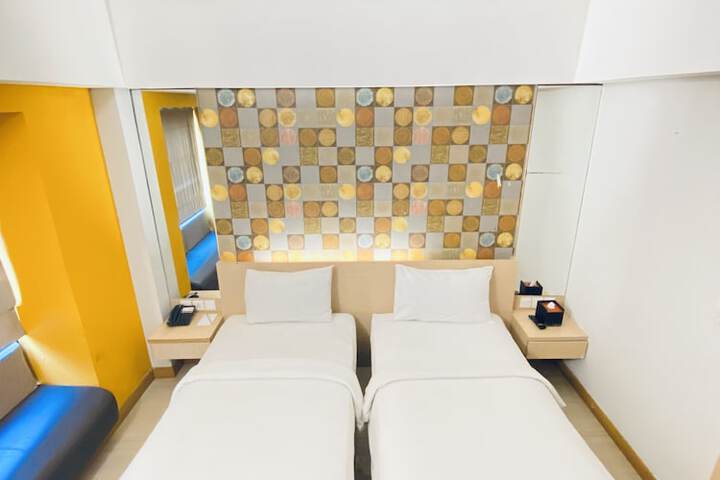 Room 4 of 22