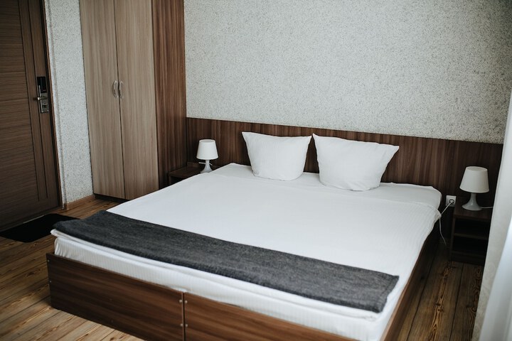 Room 13 of 60