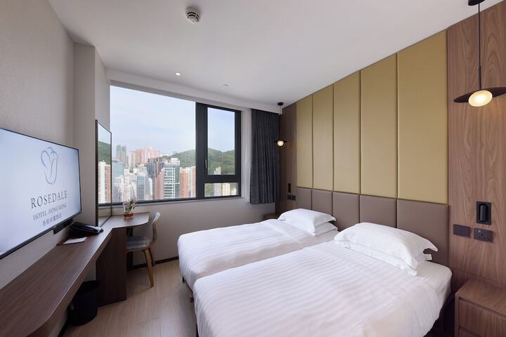 Room 22 of 49