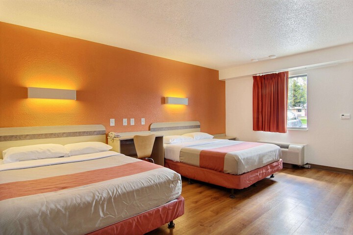 Room 16 of 45