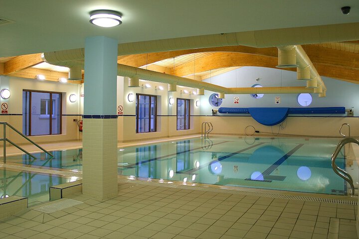Hotel Pool