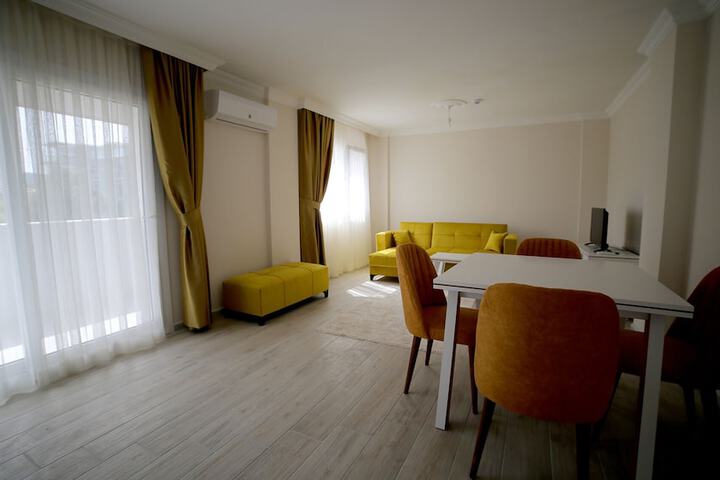 Room 53 of 74