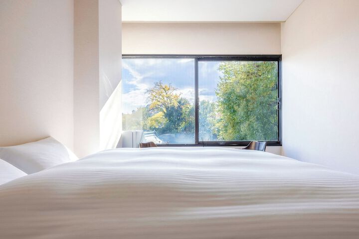 Room 27 of 95