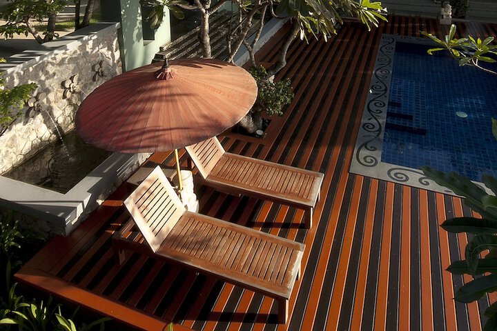 Sundeck 61 of 66