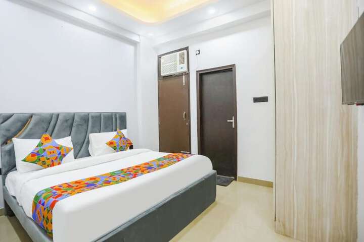 Room 5 of 41